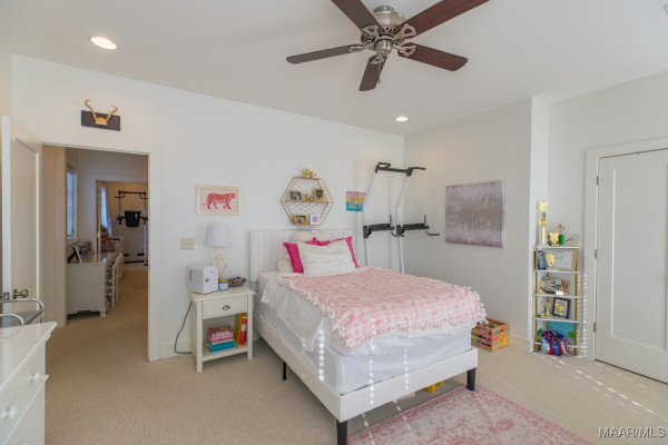 4824 Grassmere Street