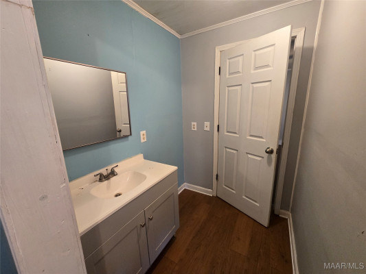 4097 Narrow Lane Road