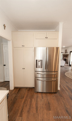 3051 Hill Hedge Drive