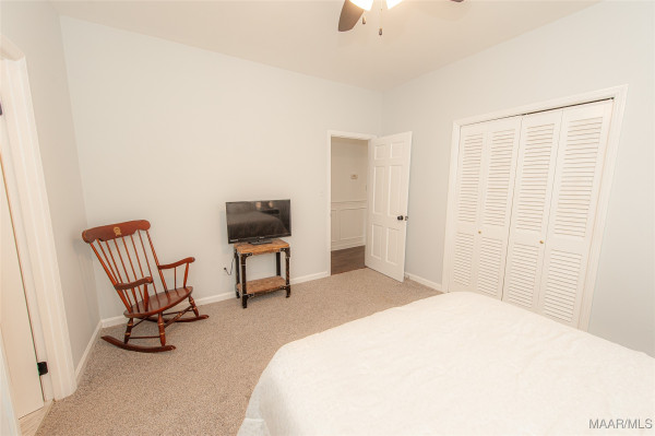 3051 Hill Hedge Drive