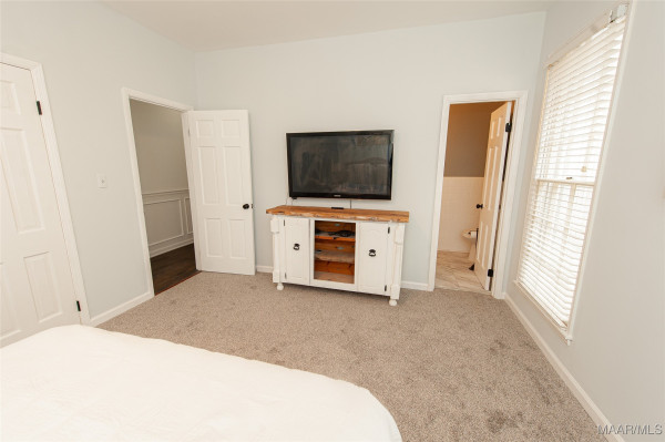 3051 Hill Hedge Drive