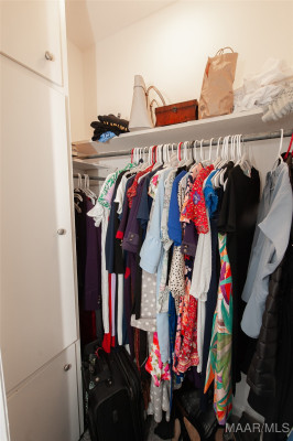 3051 Hill Hedge Drive