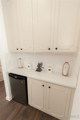 3051 Hill Hedge Drive