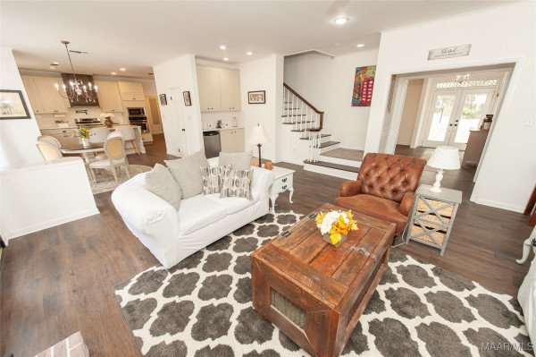 3051 Hill Hedge Drive