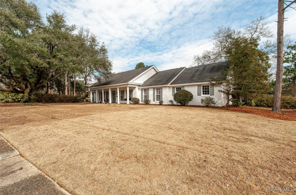 3051 Hill Hedge Drive