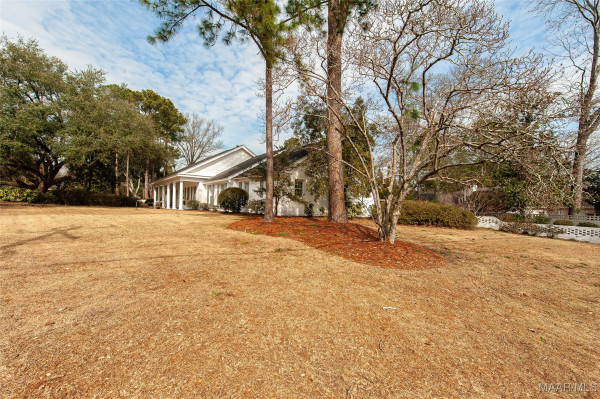 3051 Hill Hedge Drive