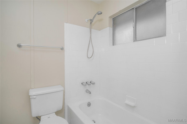 6120 Hinchcliff Road