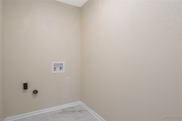 6120 Hinchcliff Road