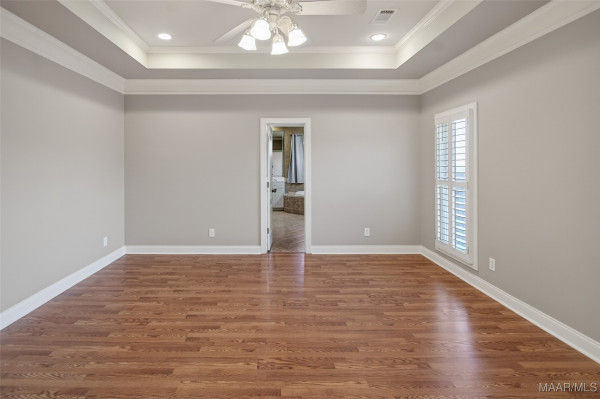 8696 Huntingdon Ridge Lane