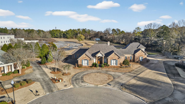 8696 Huntingdon Ridge Lane