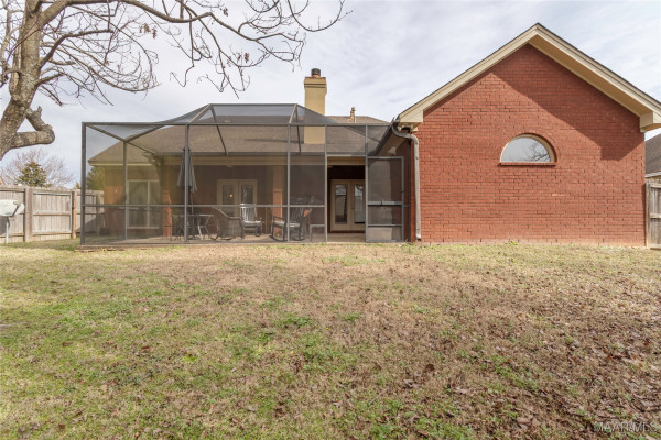 8712 STURBRIDGE Drive