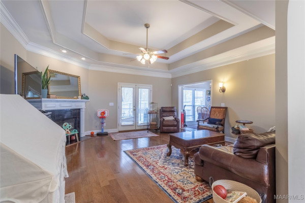 8712 STURBRIDGE Drive