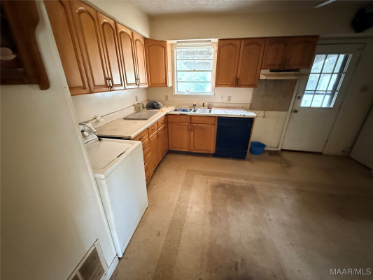 1504 Baffin Court