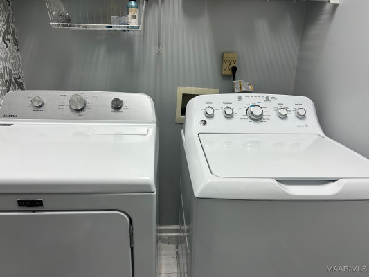 110 POPLAR GROVE Drive