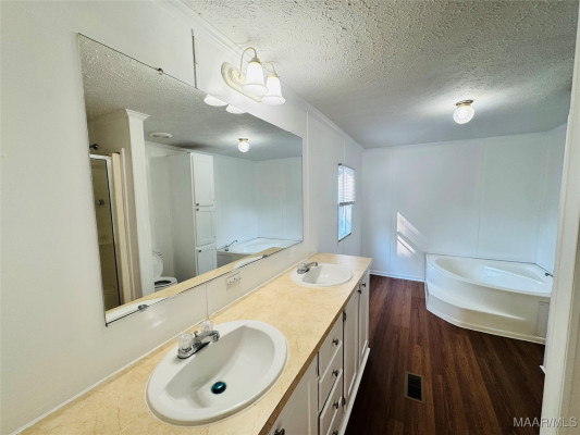 205 Ashwood Drive