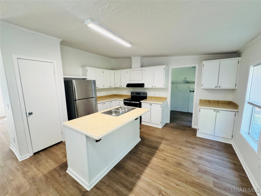 205 Ashwood Drive