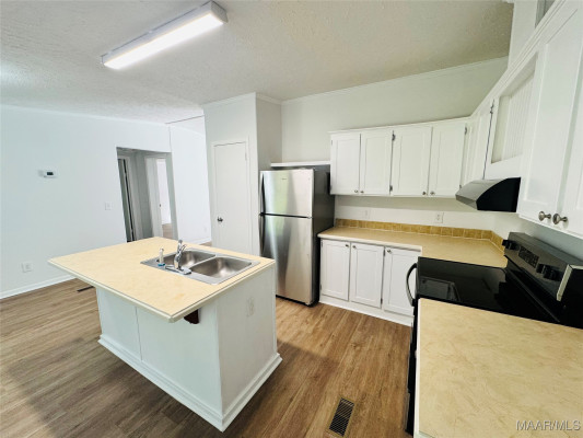 205 Ashwood Drive