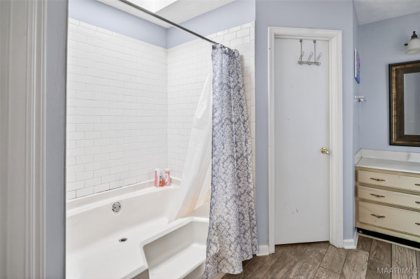 7136 BRECKENRIDGE Drive