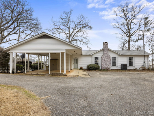 1706 Blackberry Road