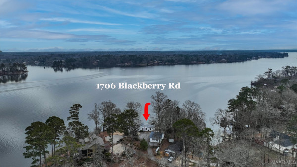 1706 Blackberry Road