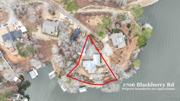 1706 Blackberry Road