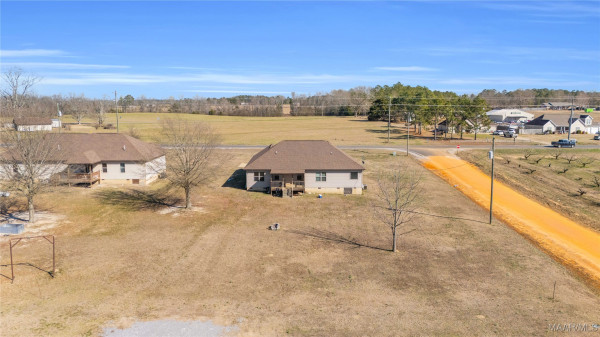 7398 County Road 49 .