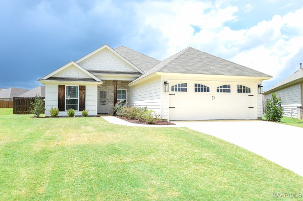 9900 Bluestone Circle