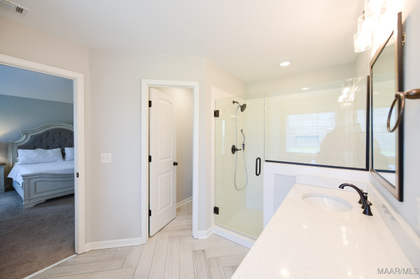 9900 Bluestone Circle