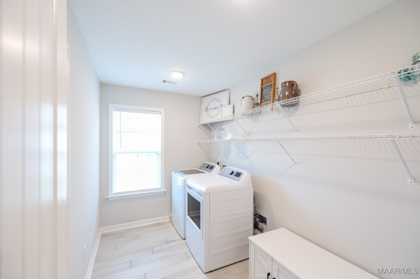 9900 Bluestone Circle