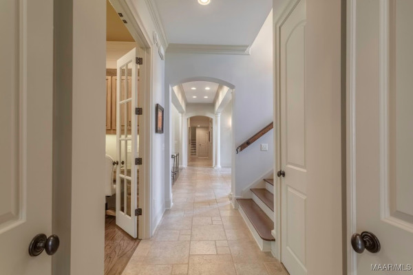 7565 Lakeridge Drive