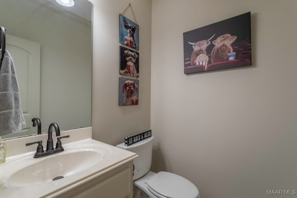 7565 Lakeridge Drive