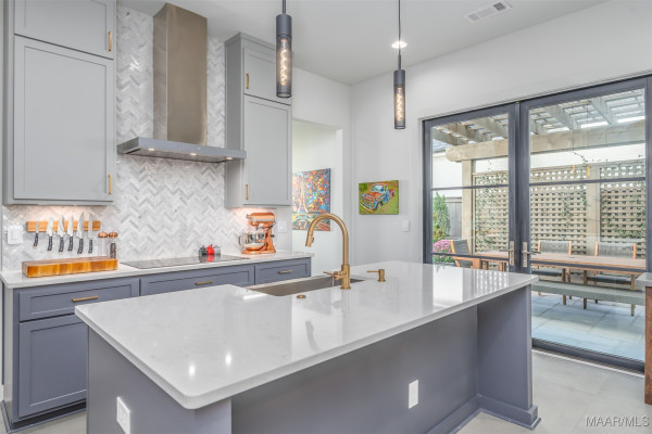 4645 Bloomsbury Street