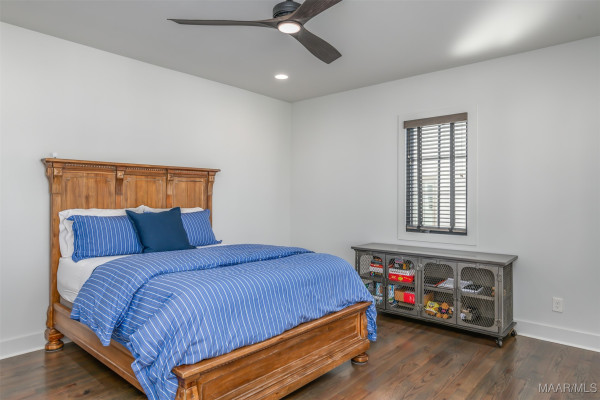 4645 Bloomsbury Street