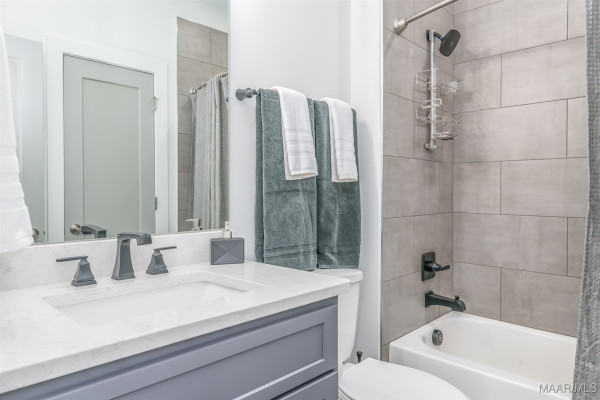 4645 Bloomsbury Street