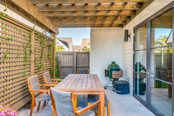 4645 Bloomsbury Street