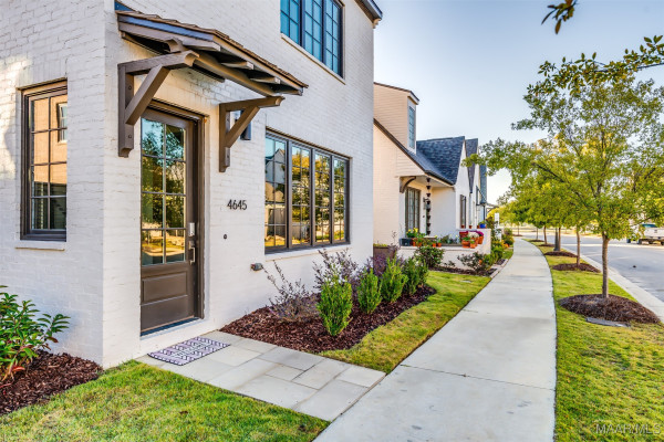 4645 Bloomsbury Street