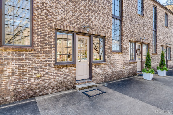 7732 LONG ACRE Street