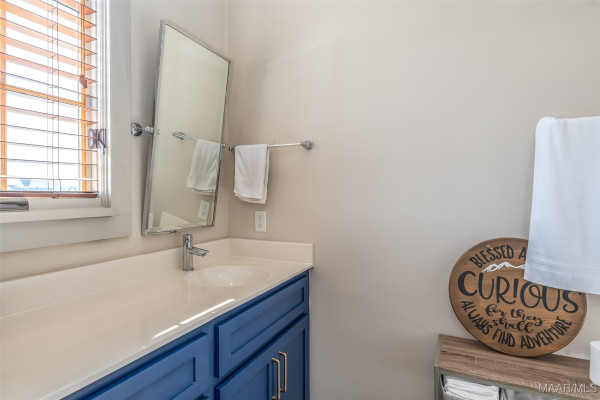 7732 LONG ACRE Street