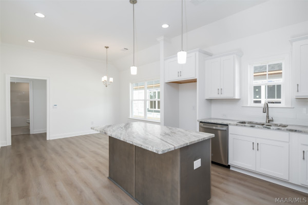 47 Meadowbrooke Drive