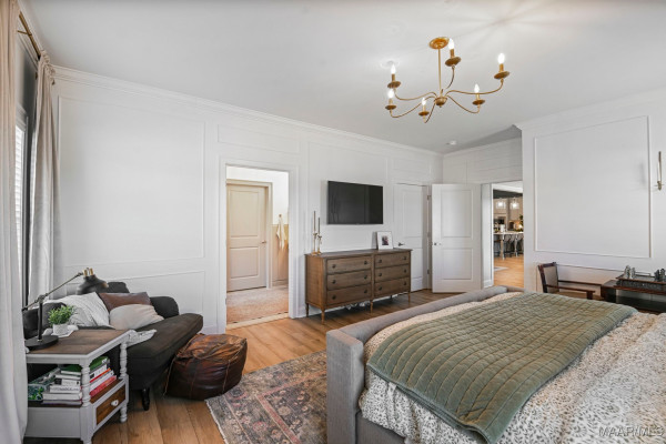 1297 Charleston Drive