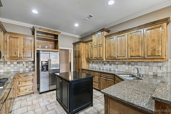 6224 HUNTERS Grove