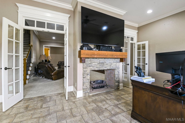6224 HUNTERS Grove