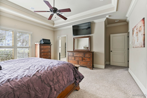 6224 HUNTERS Grove