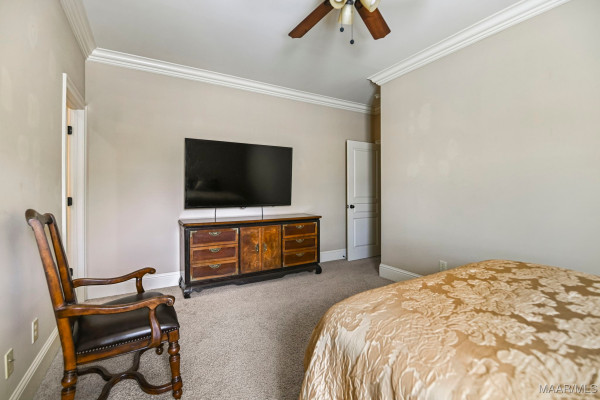 6224 HUNTERS Grove
