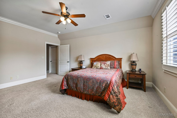 6224 HUNTERS Grove