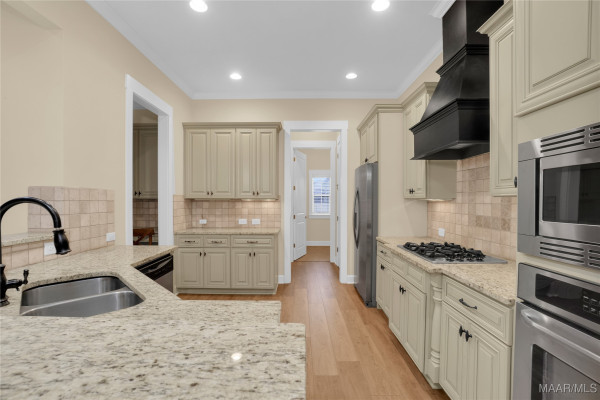 40 S Charleson Crossing