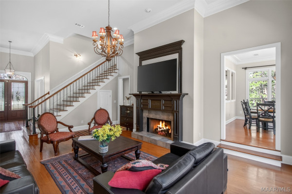 8411 TIMBER CREEK Drive