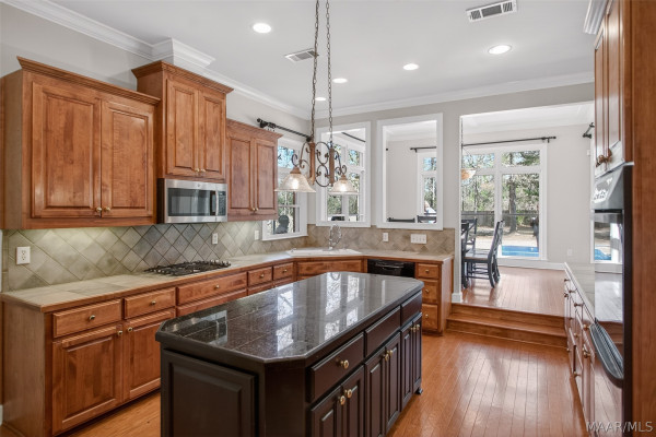 8411 TIMBER CREEK Drive