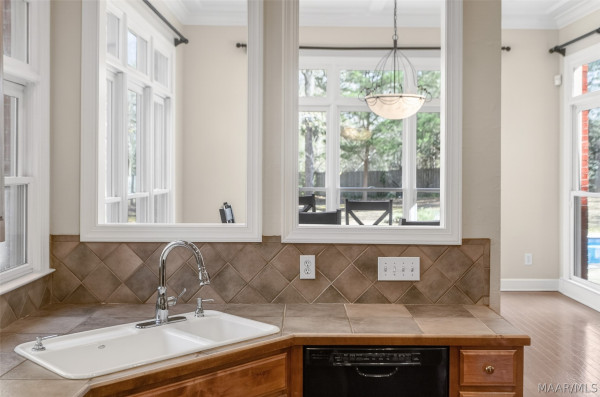 8411 TIMBER CREEK Drive