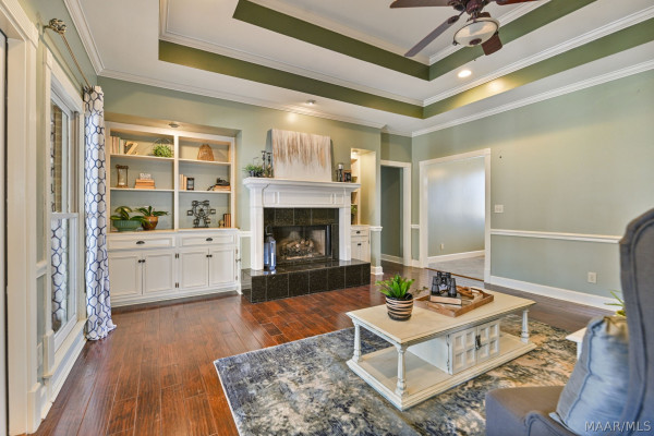 416 Towne Lake Drive